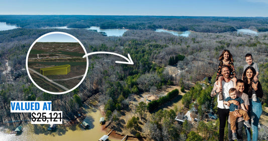 A Vacant Lot with Direct Access to Lake Hartwell